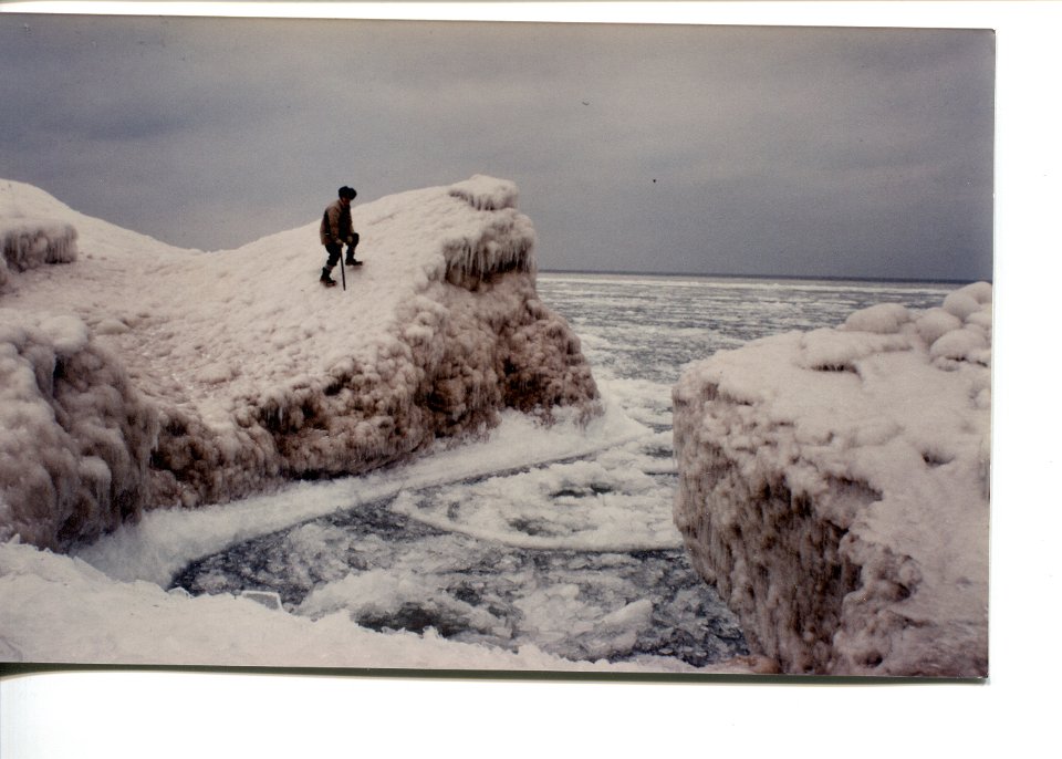 LakeWinter1986-4Someoneoutthere