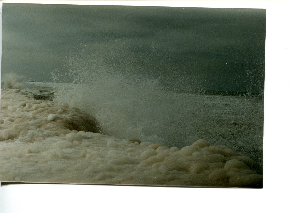 WavesCrashing2.14.1989